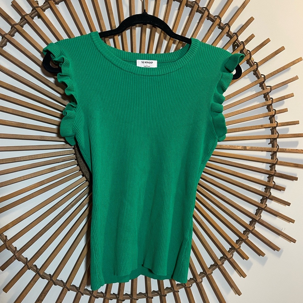 The Workshop Women’s Kelly Green Ruffle Sleeve Knit Top Sleeveless Large